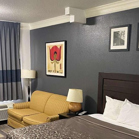 Rodeway Inn Stephenville Room photo