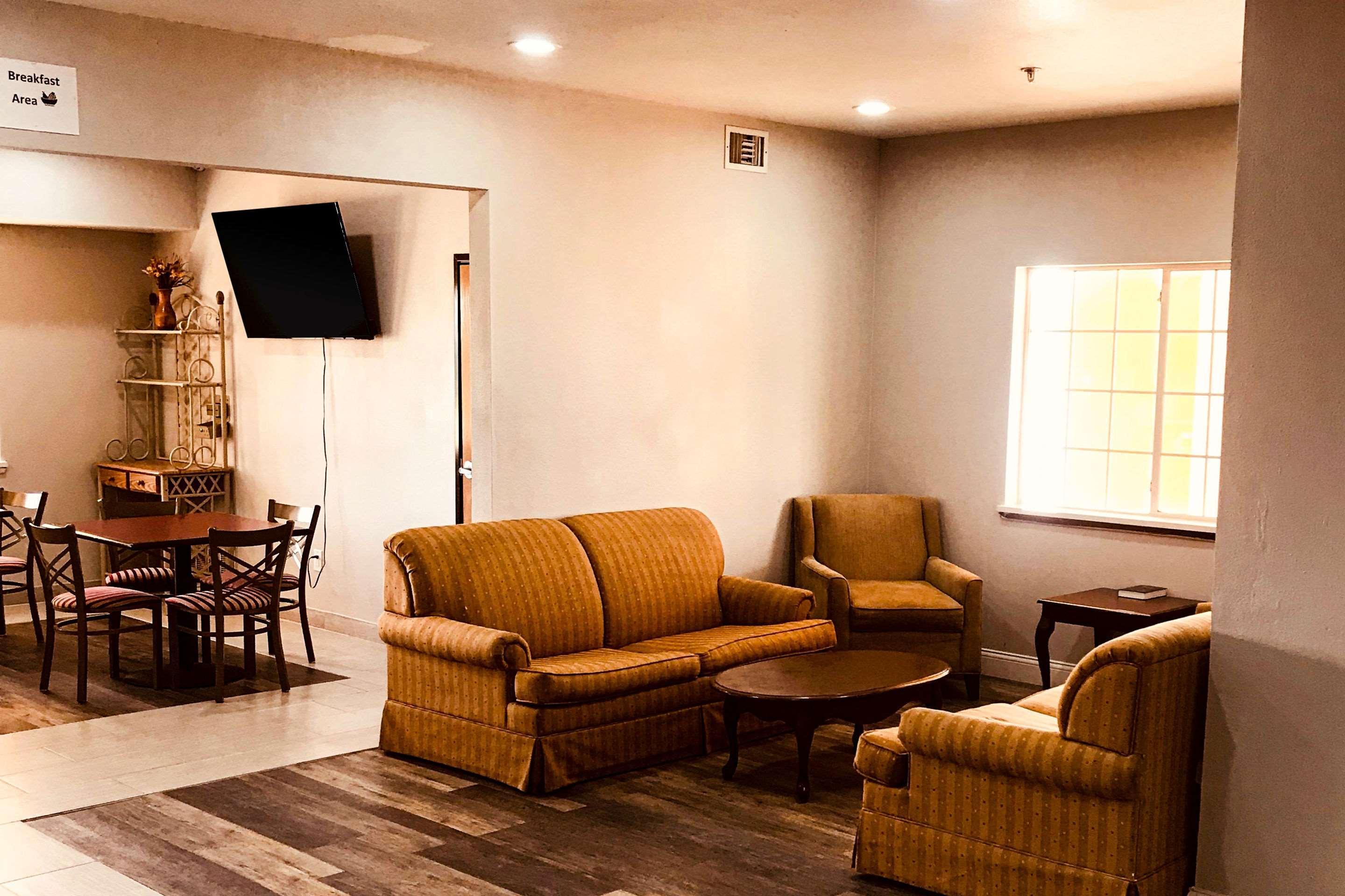 Rodeway Inn Stephenville Exterior photo