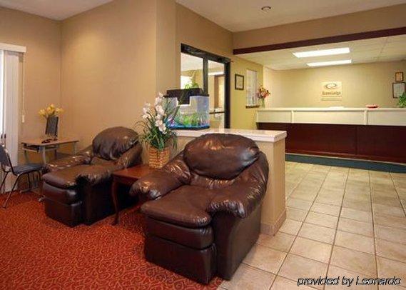 Rodeway Inn Stephenville Interior photo